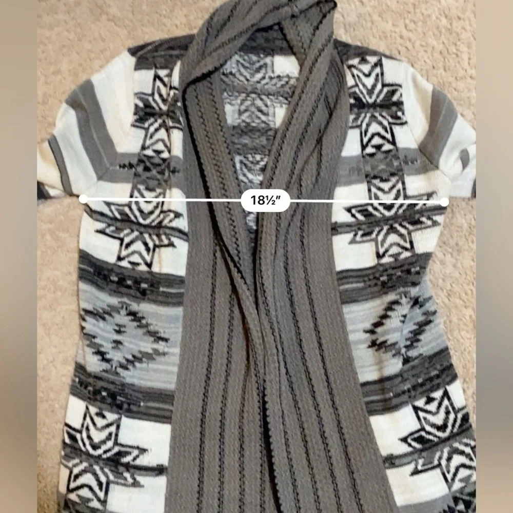 BCBGMAXAZRIA Cardigan Sweater/L/Cowl Neck, Front/Tribal, Aztec Pattern